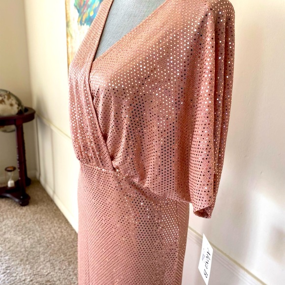 ALEX B NITES WOMAN ROSE GOLD SEQUIN  FORMAL DRESS PLUS SIZE 20W 🌟NWT🌟 - Picture 3 of 14